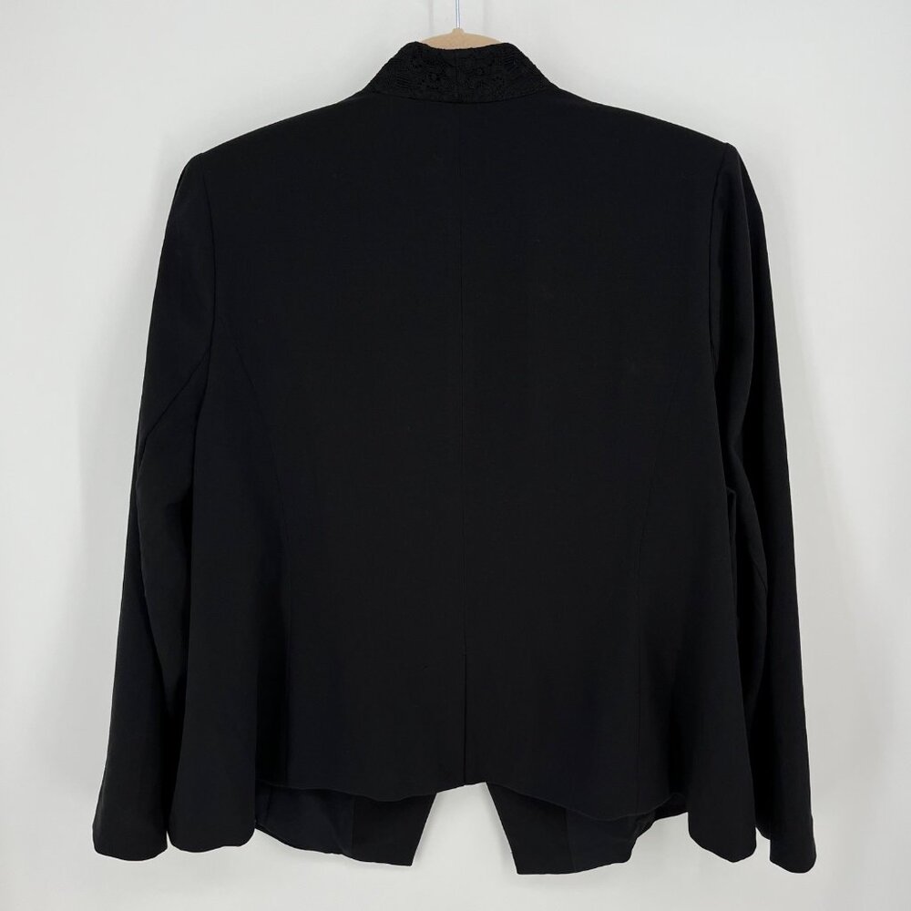 Lane Bryant Womens Business Blazer Size 26 Black Lace Collar Snap Stretch NWT - Picture 2 of 16